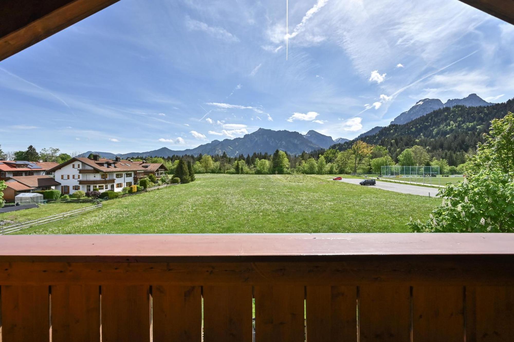 Chalet Im Haus Schlossblick Füssen Extérieur photo